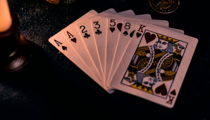 Meja baccarat live di Rute77 dengan dealer profesional dan streaming jernih